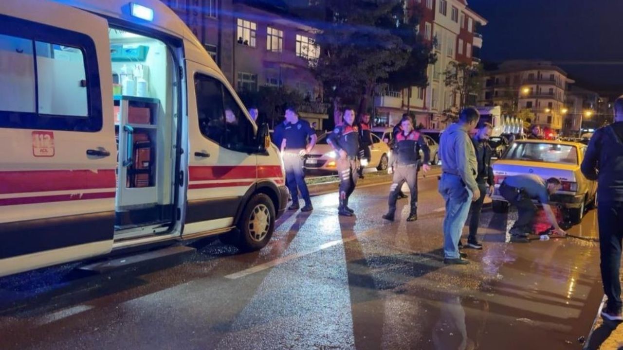 Kızını rahatsız ettiği iddiası sonrası bıçaklı kavga: 2 yaralı
