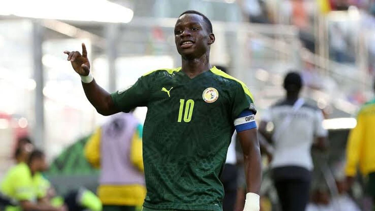 Amara Diouf kimdir? Hangi takımlarda oynadı?