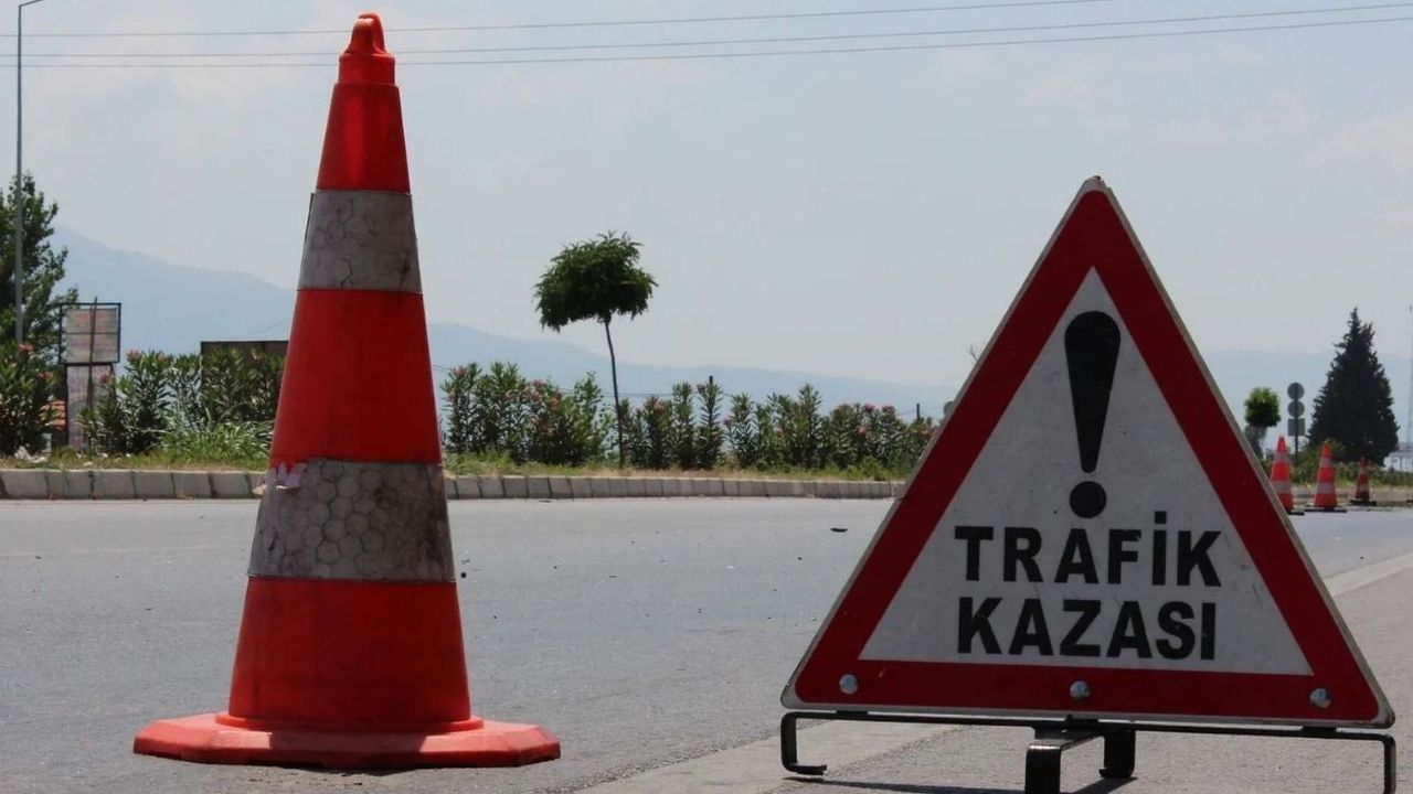 Feci kaza: Otomobil alev aldı, 1 kişi hayatını kaybetti