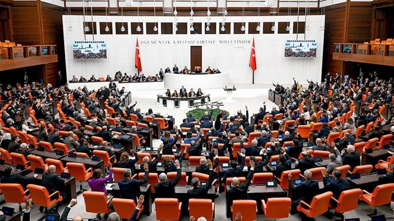 Öğretmen atamalarında yeni Gelişme: Teklif TBMM'ye sunuldu