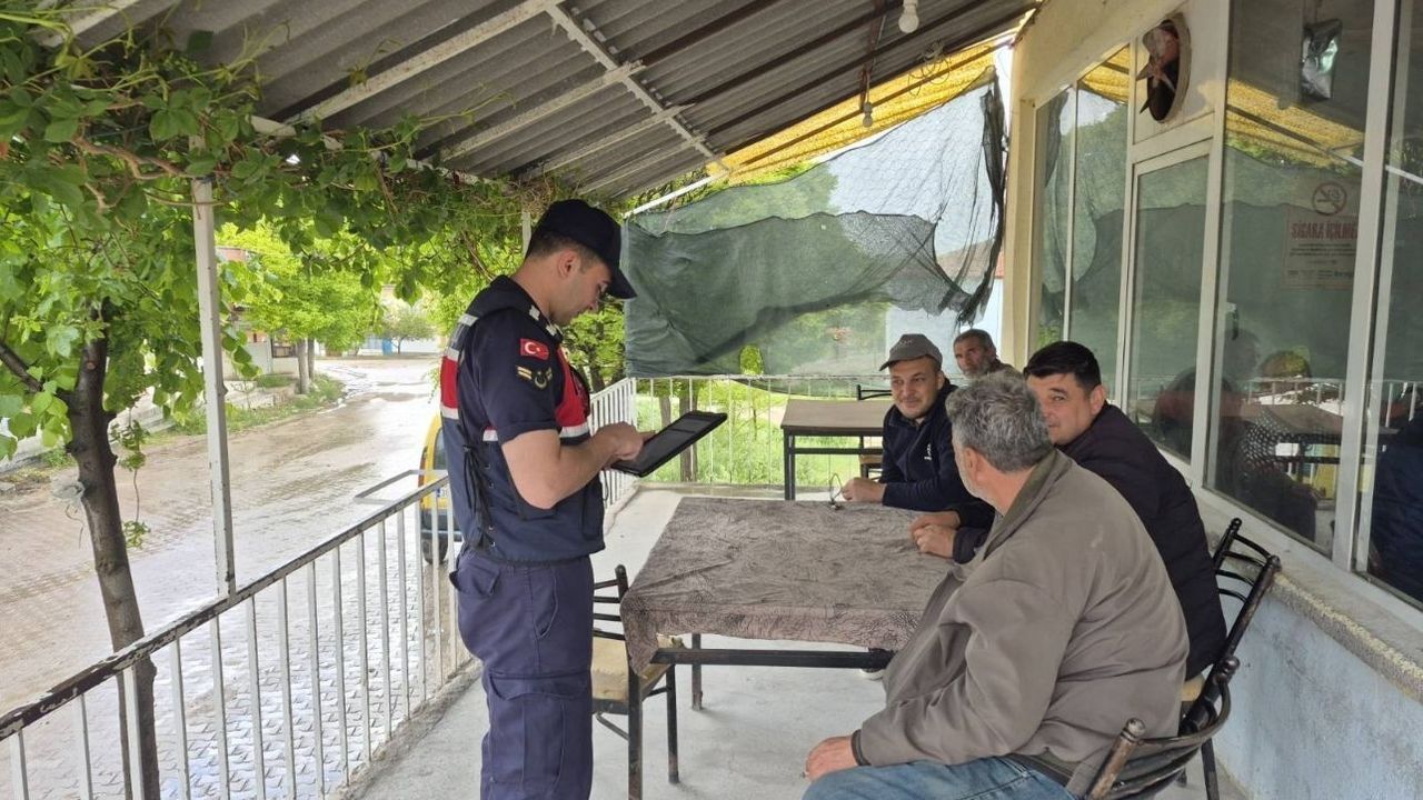 Yozgat’ta jandarmadan güvenlik ve trafik denetimi: Ehliyetsiz sürücüye 40 bin TL ceza