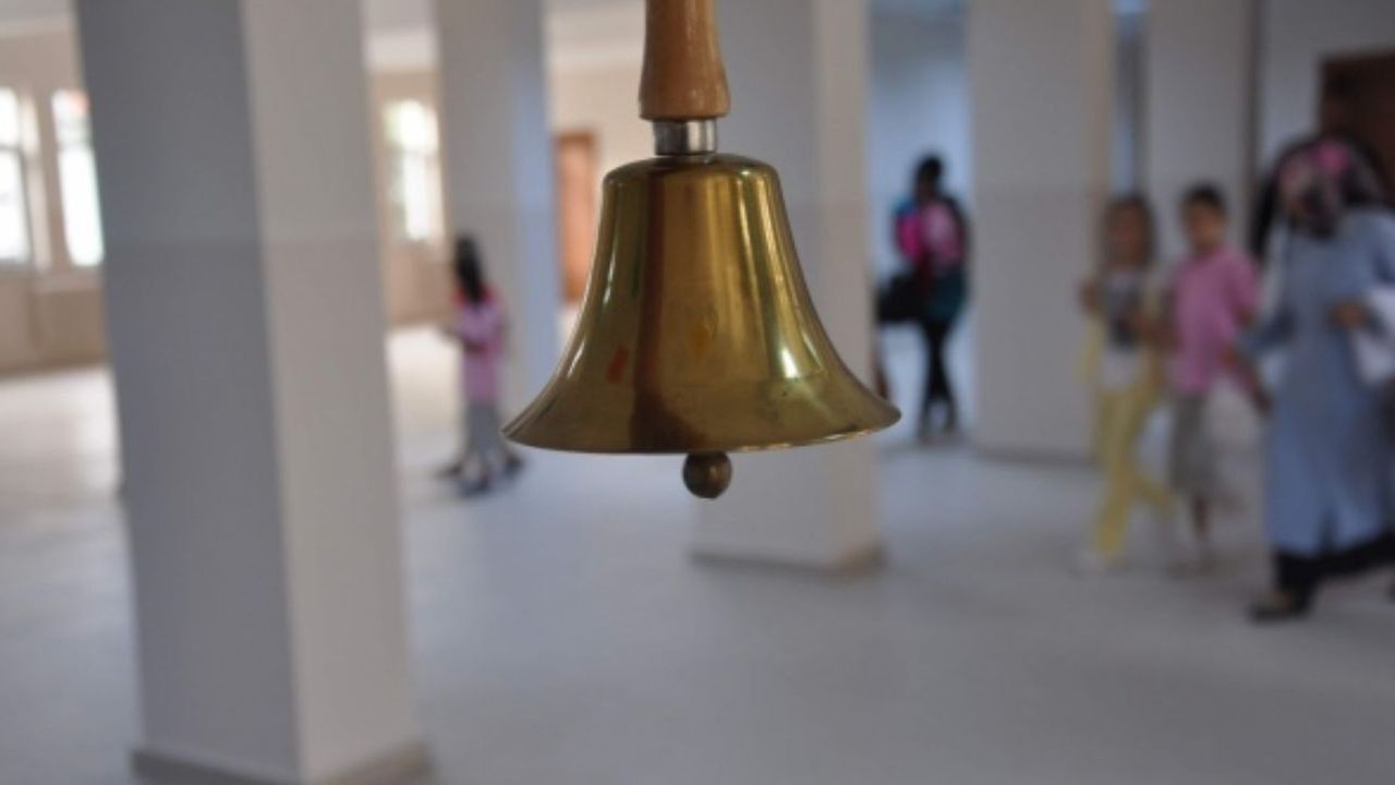 Okullarda eğitim sona erdi: Yeni dönem tarihi belli oldu
