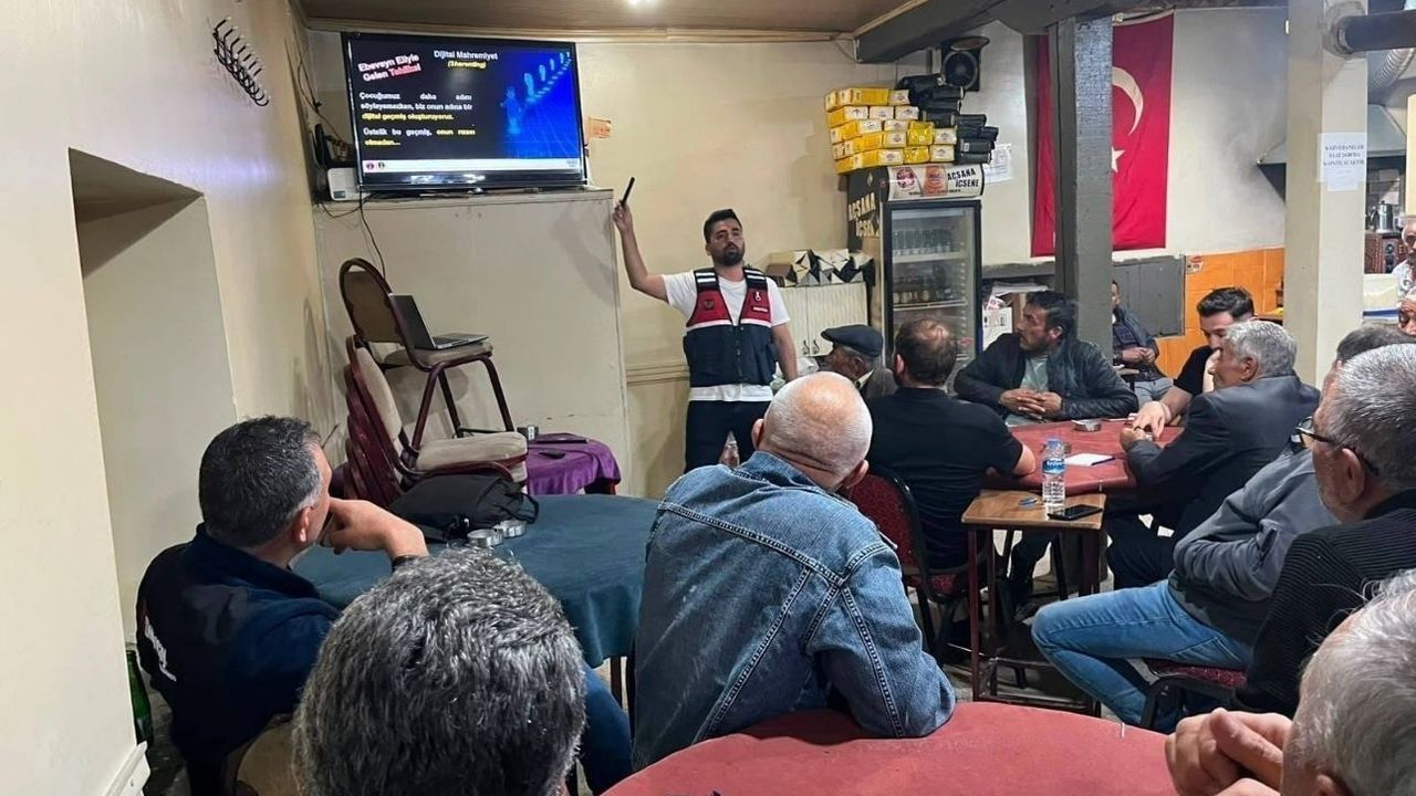 Sorgun’da vatandaşlara siber güvenlik eğitimi verildi