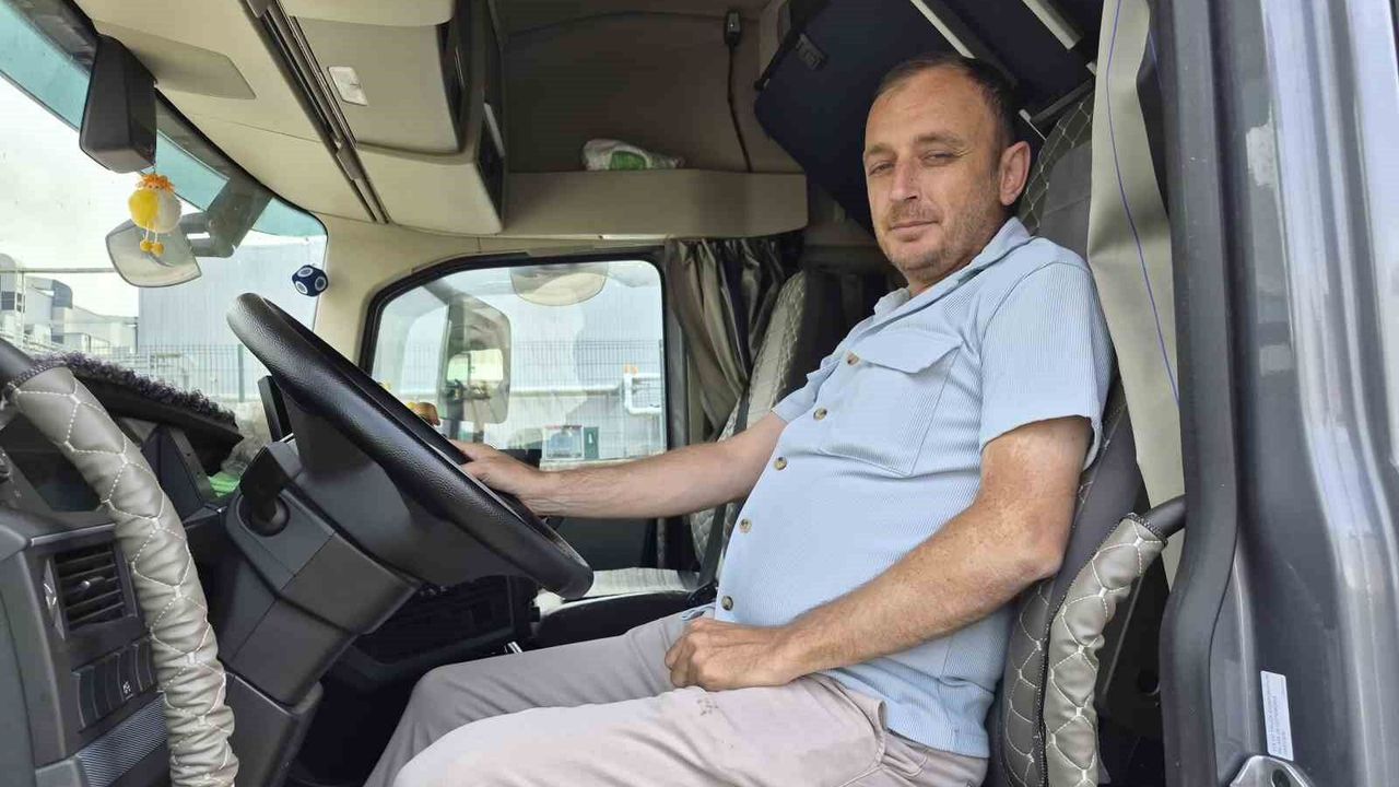 Genç tır şöförünün meslek aşkı