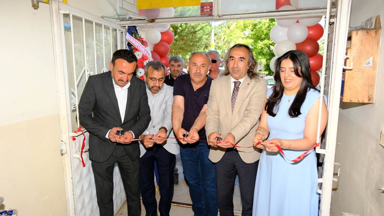 Gelecek Partisi Yozgat İl Başkanı Ömer Aydoğmuş: Genç sağlıkçılar ülkemizin en büyük güvencesidir