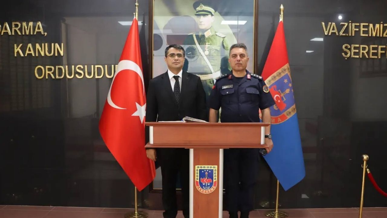 Kaymakam Kaymakçı’dan İl Jandarma Komutanı Yalınkılıç’a ziyaret