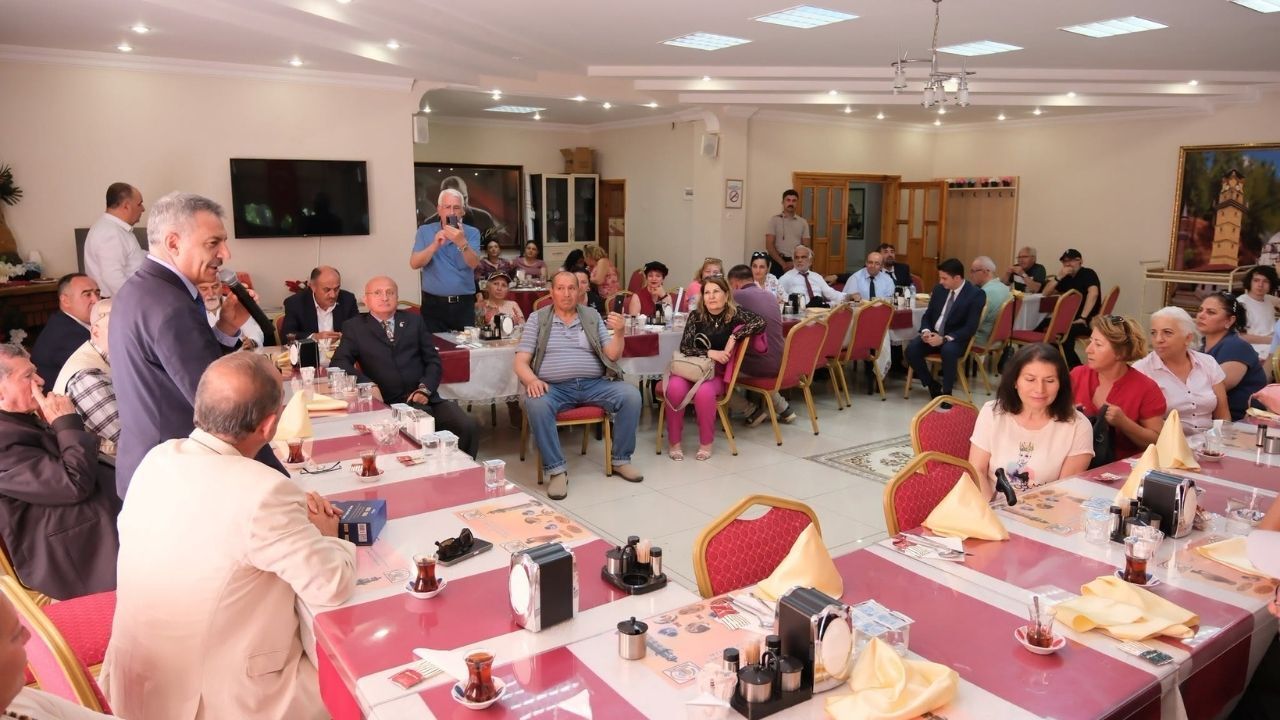 Yozgat Valisi Özkan, Alevi İnanç Birliği Vakfı üyeleriyle bir araya geldi
