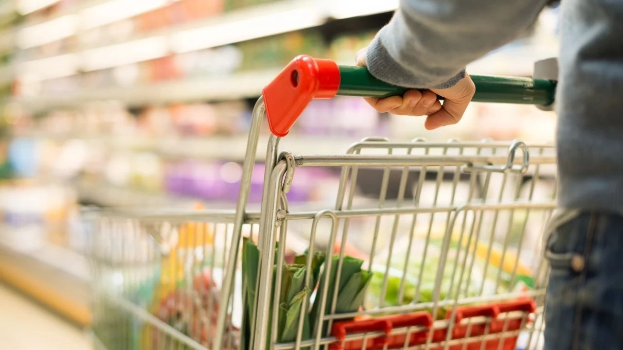 Aktar ve marketlerde yeni kural! O ürünler artık satılmayacak
