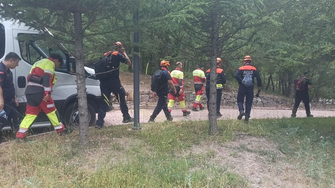Dağlık alanda kayboldu! Arama çalışması sürüyor