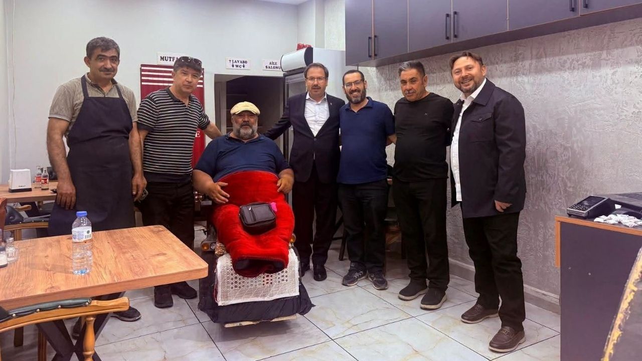 AK Parti Yozgat İl Başkanı Kandemir’den yeni iş yerlerine ziyaret