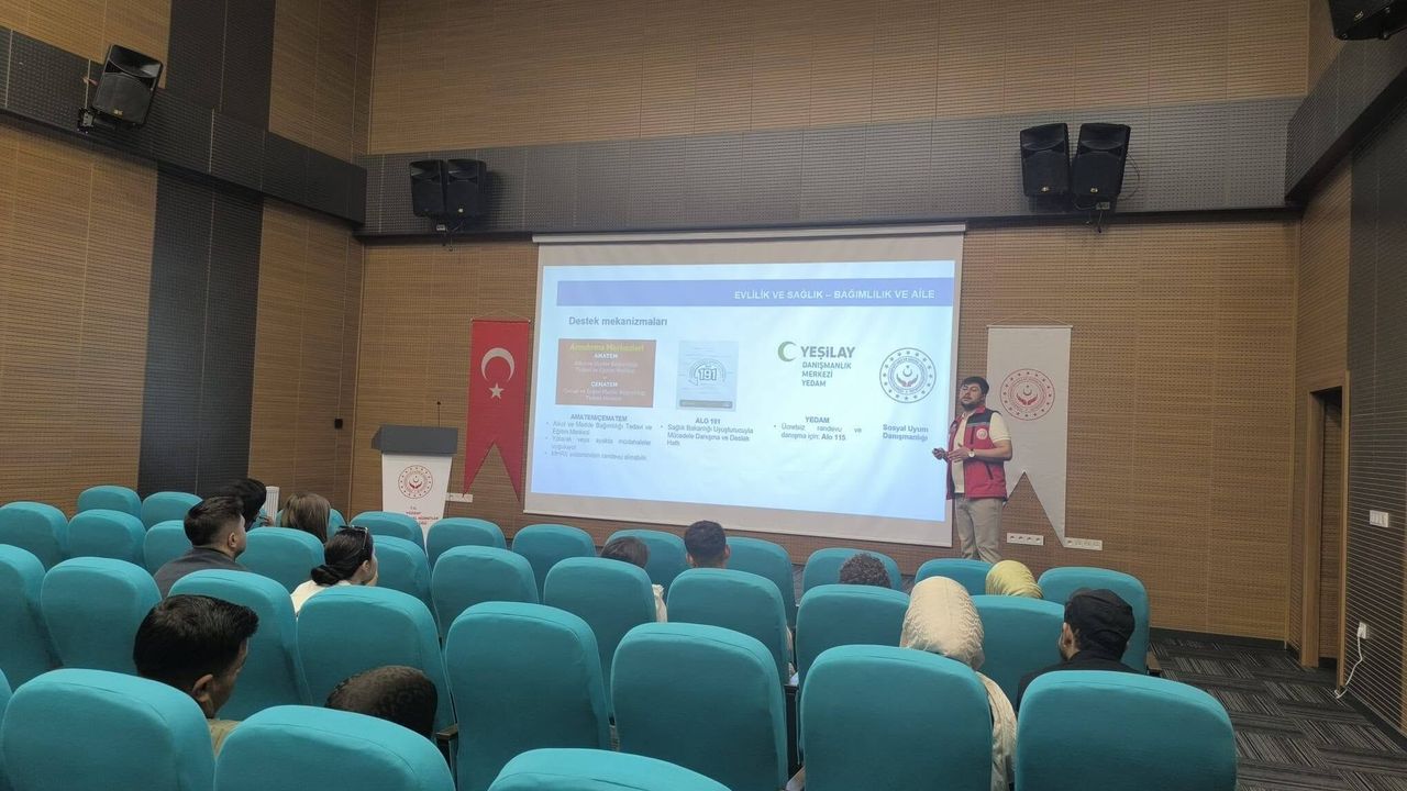 Yozgat'ta evlilik yolundaki gençlere eğitim desteği