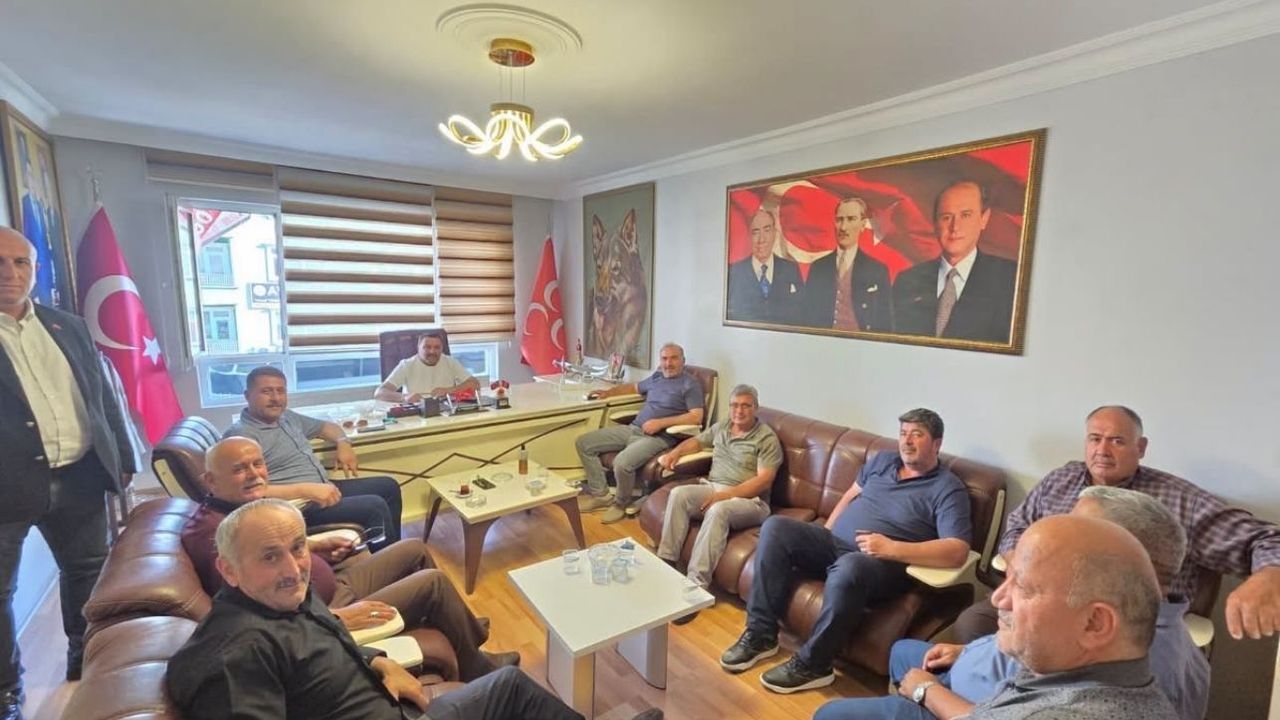 MHP Milletvekili Sedef, Muhtarlarla bir araya geldi