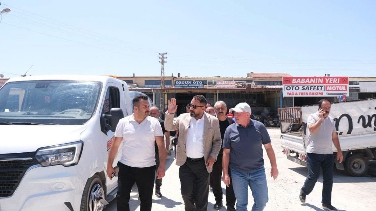 Sorgun Sanayi Sitesi'nde yol yenileme çalışmaları sürüyor