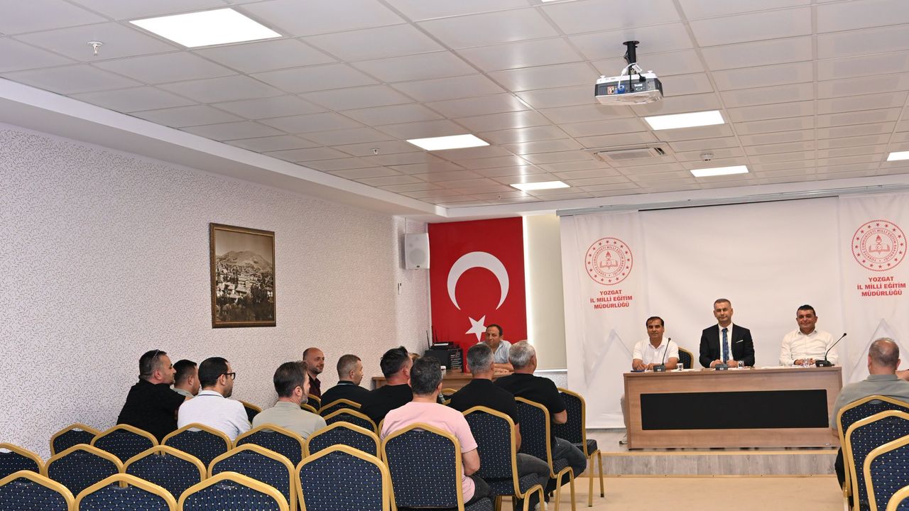 Yozgat İl Milli Eğitim Müdürlüğü tarafından akademik başarı toplantısı düzenlendi