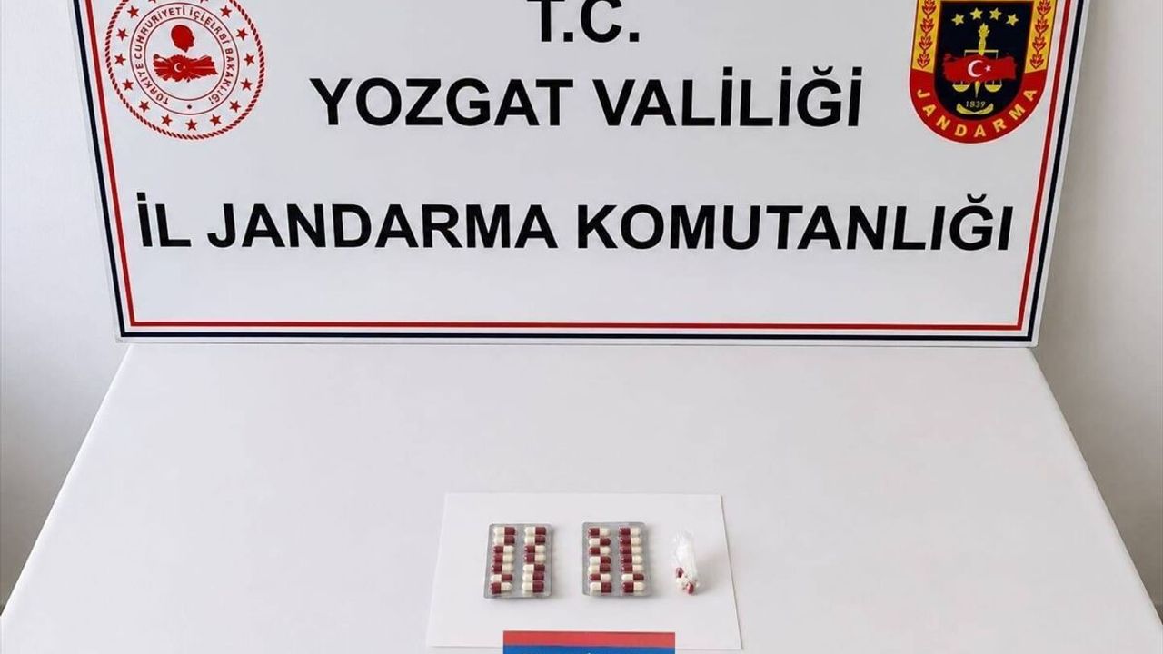 Yozgat'ta uyuşturucu operasyonunda 3 zanlı yakalandı