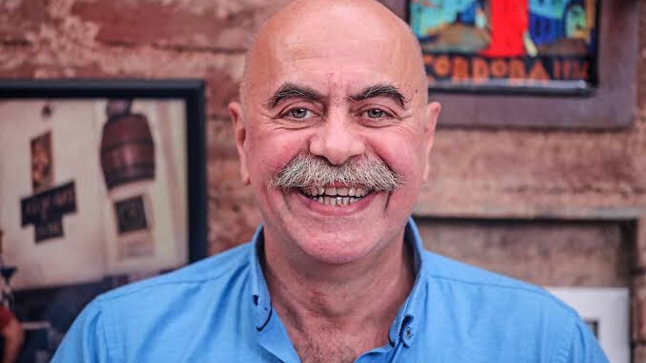 Ezel Akay kimdir? Ezel Akay nereli, kaç yaşında, filmleri neler ve neden gözaltına alındı?