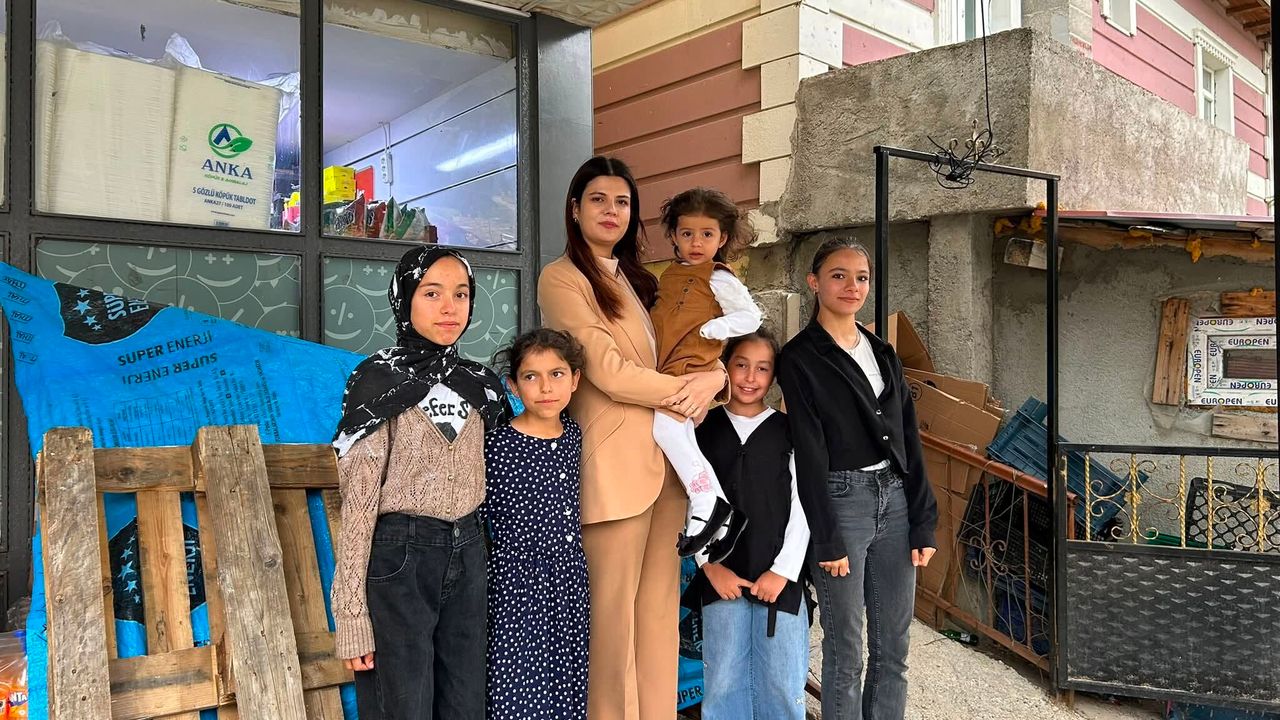 Aydıncık Kaymakamı Büyükuçar, Baydiğin’de esnaf ve vatandaşlarla bir araya geldi