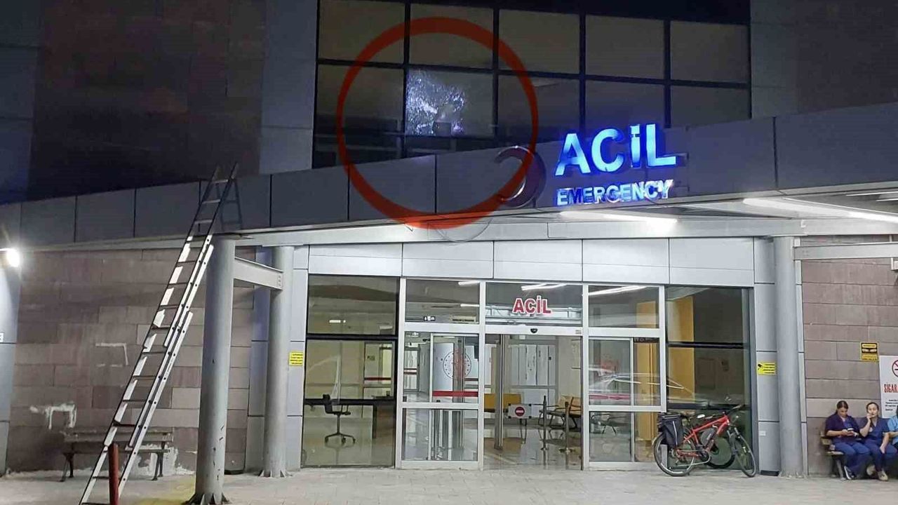Hastaneye kurşun isabet etti: Silahla ateş eden şahıs yakalandı