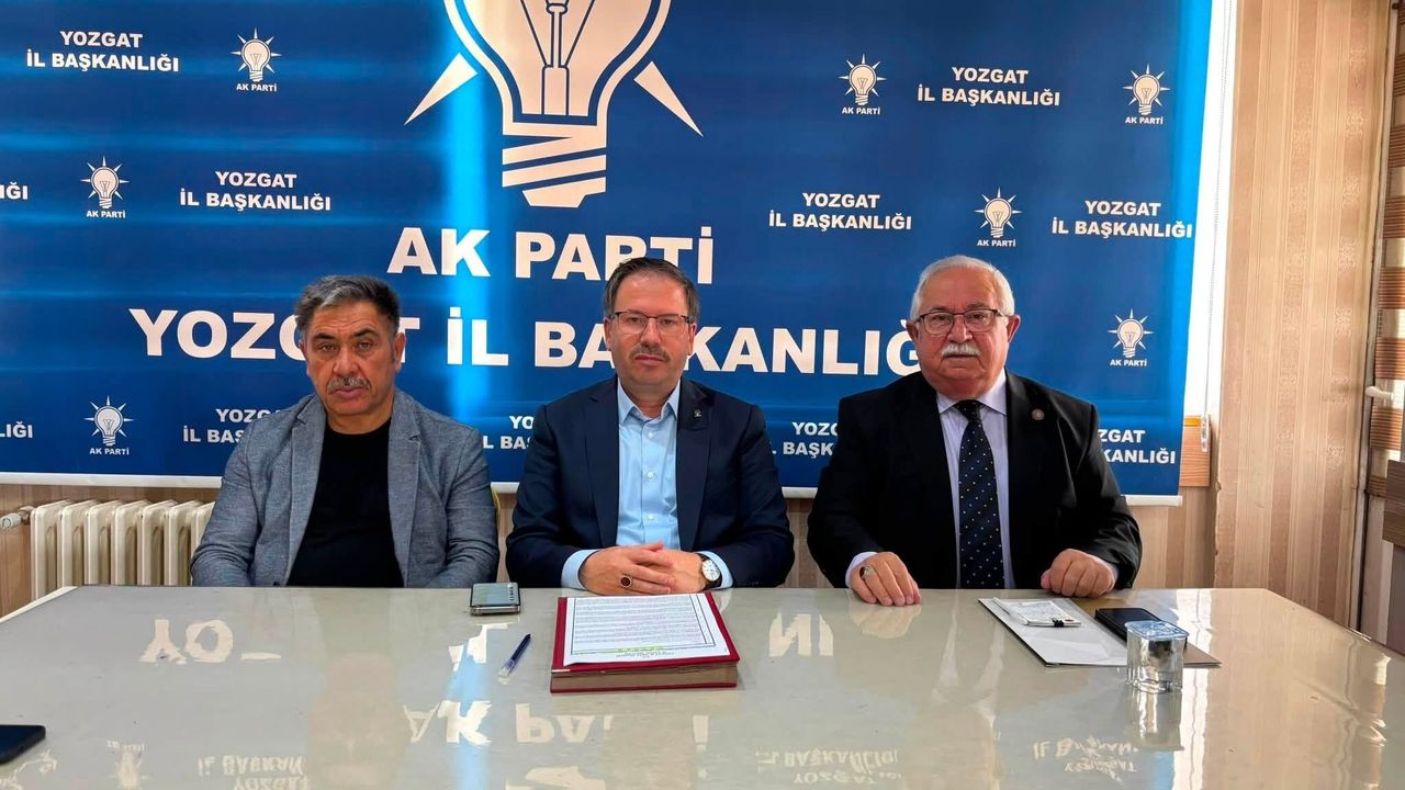 AK Parti Yozgat’ta İl Genel Meclisi üyeleriyle istişare toplantısı gerçekleştirildi