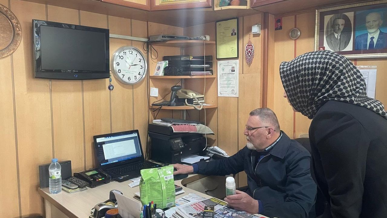 Yozgat'ta B-Reçete Sistemi bayilere anlatılıyor
