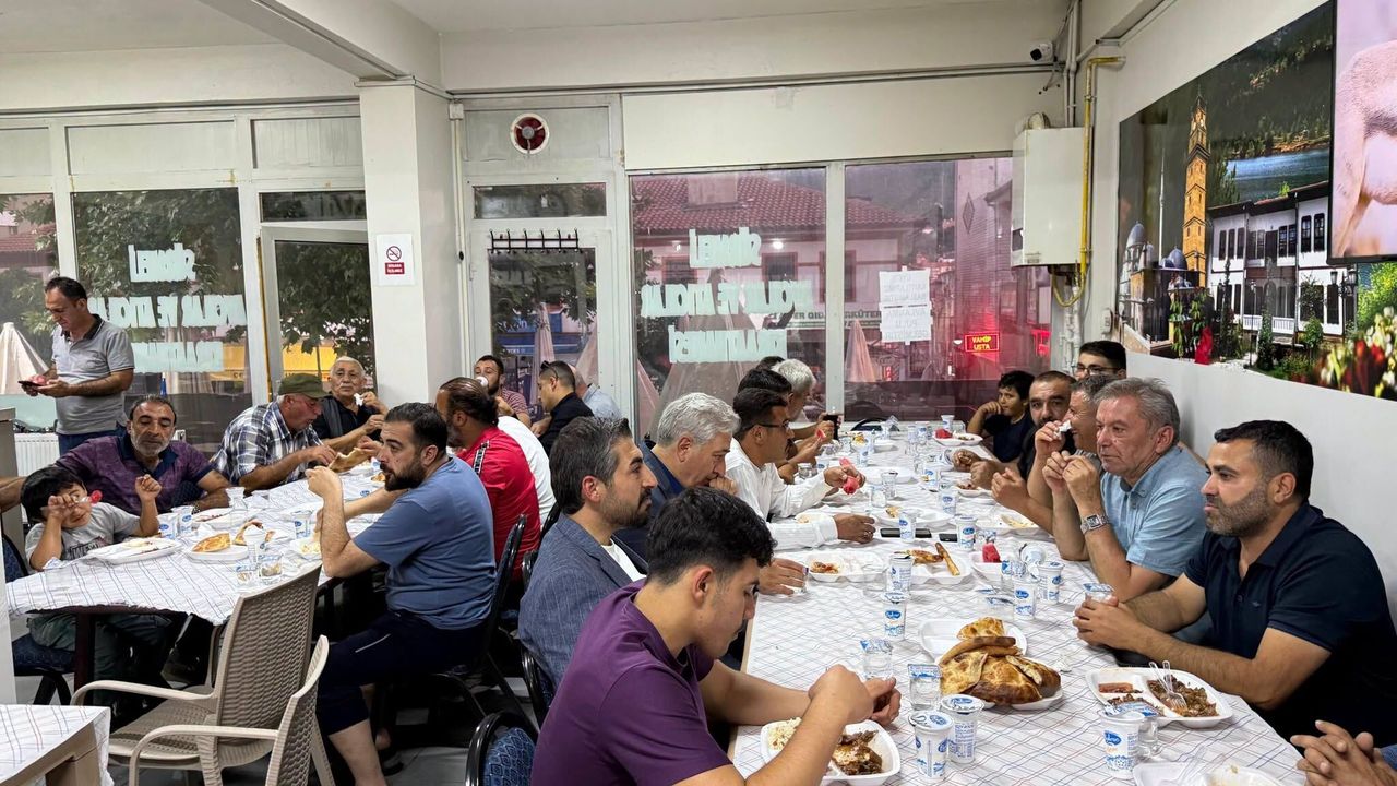 AK Parti Yozgat Merkez İlçe Başkanı Kazım Emiroğlu Şimşek: Gönül köprüleri kurmaya devam edeceğiz