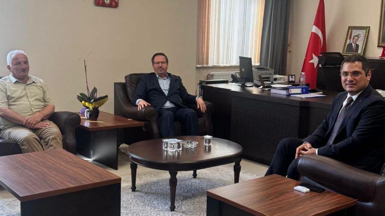 AK Parti Yozgat İl Başkanlığından Vali Yardımcılarına hayırlı olsun ziyareti
