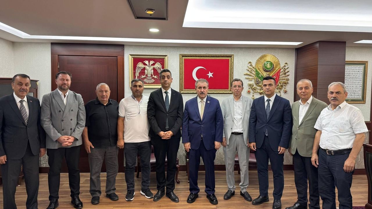 Yozgatlı Dernekler Federasyonu’ndan Destici ve Bozdemir’e ziyaret