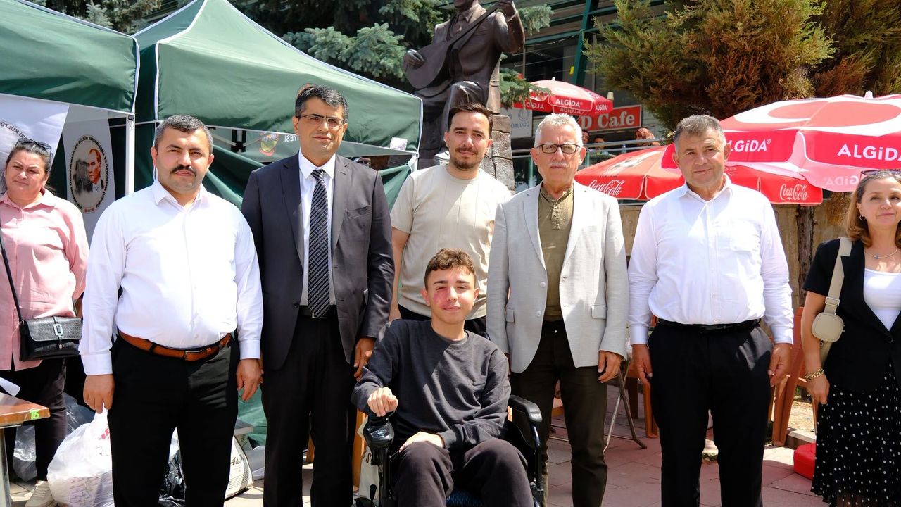 DMD hastası Furkan için Akdağmadeni’nde yardım kermesi