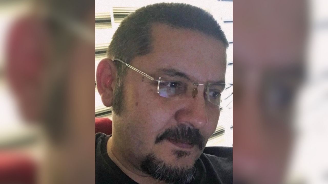 Haber alınamayan doktor evinde ölü bulundu