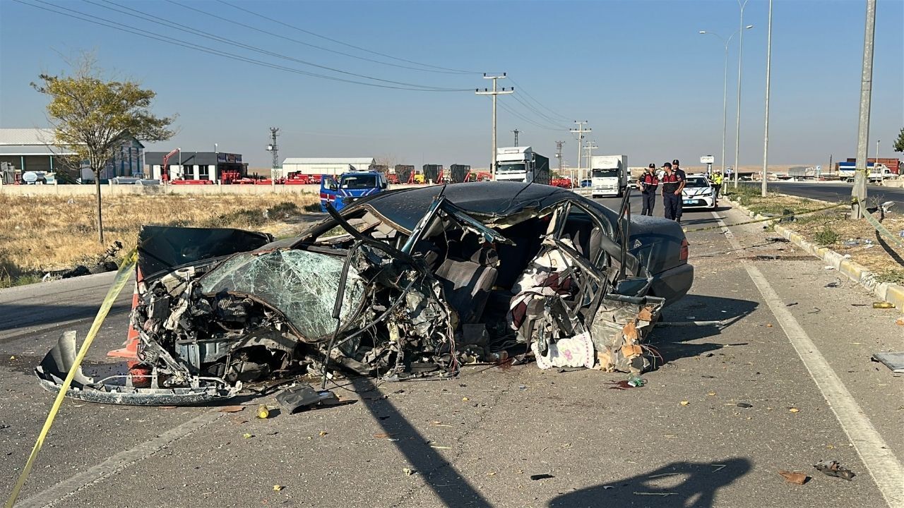 Sabah saatlerinde feci kaza! 2 ölü, 2 ağır yaralı