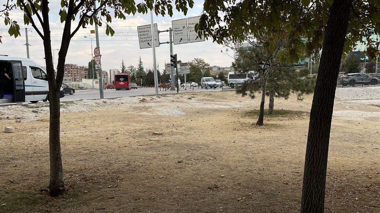 “Kıskançlık” kavgası: 15 yaşındaki çocuk bıçaklandı