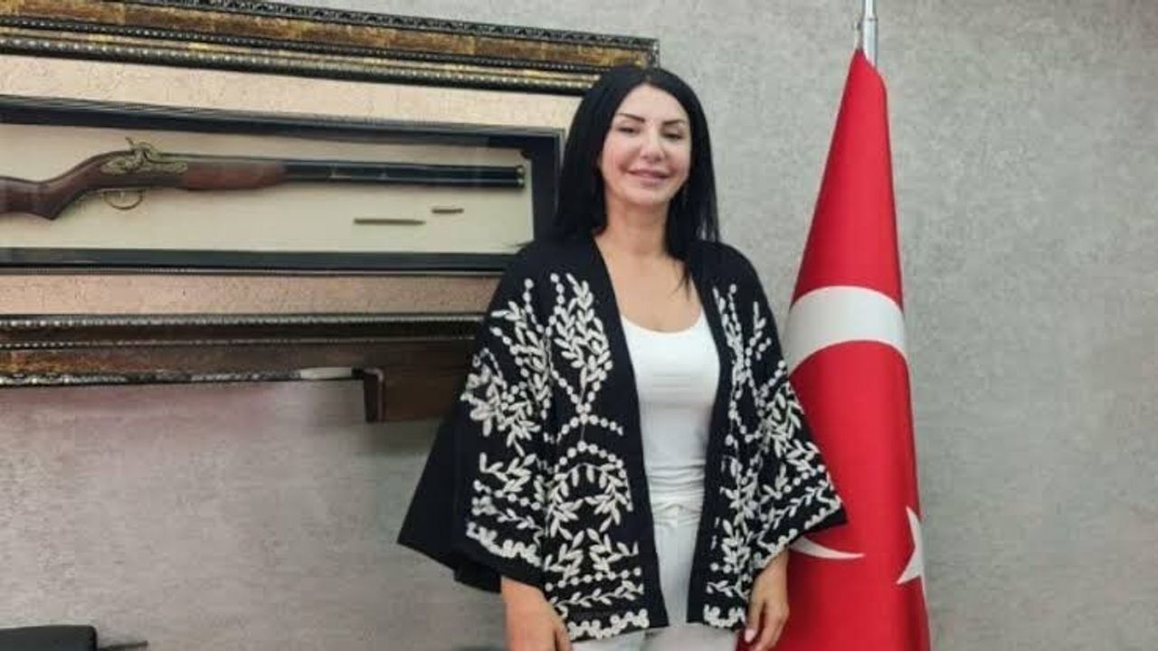 Ahsen Melek Kocatürk kimdir? Ahsen Melek Kocatürk hayatı, eğitimi, gazetecilik kariyeri ve hakkındaki adli süreç