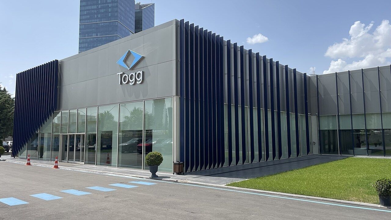 Togg’dan müjde: Yeni model yarı fiyatına satılacak