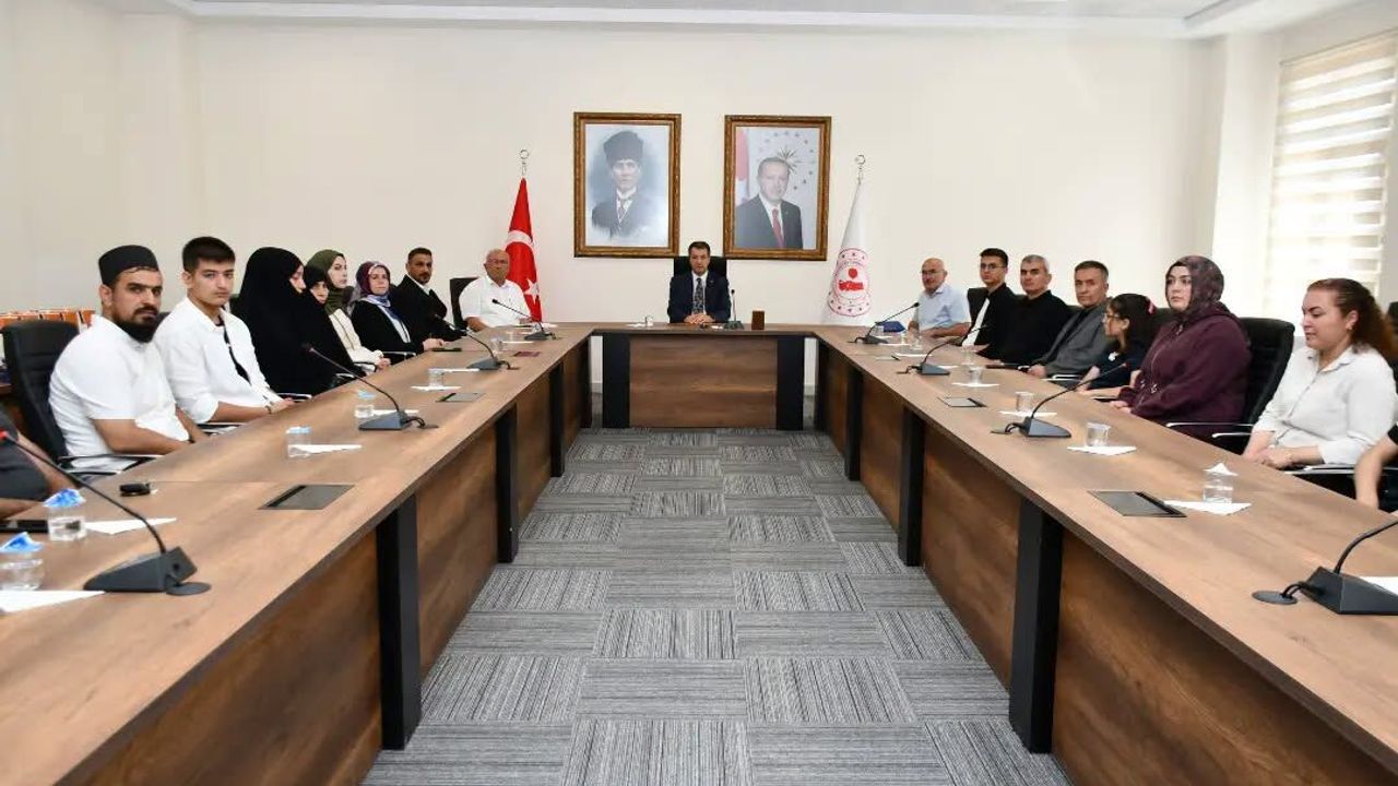 Sorgun’da başarılı öğrenciler ödüllendirildi