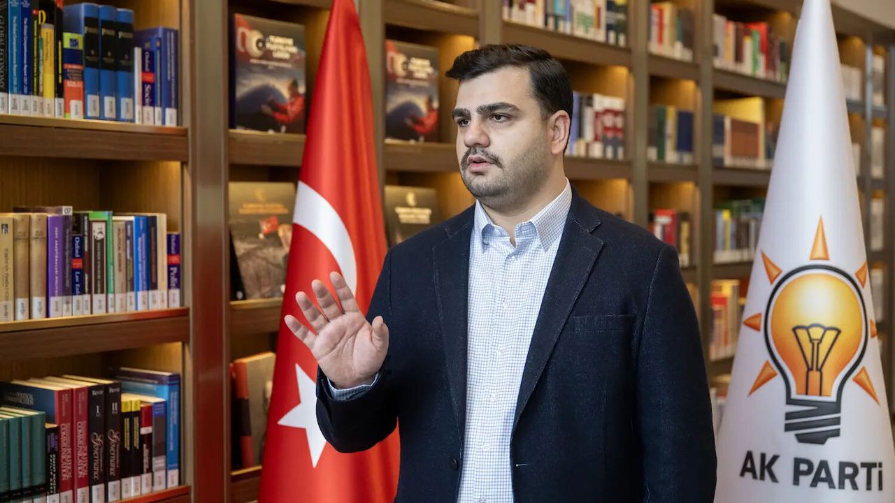 Eyyüp Kadir İnan kimdir? Eyyüp Kadir İnan'ın gençlik kolları kariyeri, İzmir milletvekilliği ve AK Parti'de görevi ne?
