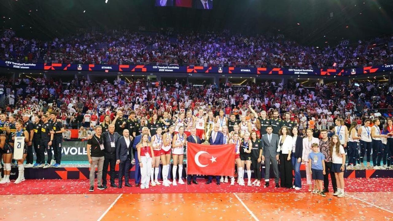 Finalde büyük zafer Filenin Sultanları Avrupa şampiyonu