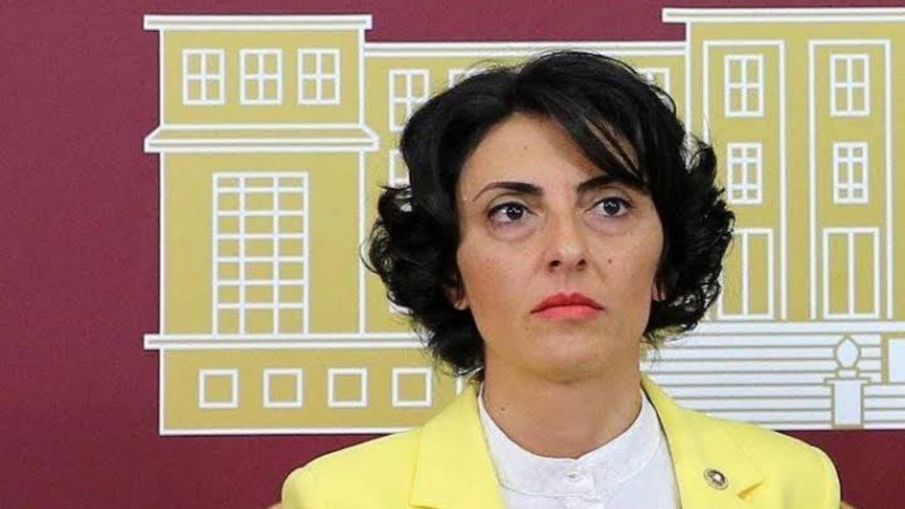 Nurhayat Altaca kimdir? Nurhayat Altaca Kayışoğlu'nun hukuk kariyeri, siyasi geçmişi ve Yeni Parti'deki görevi nedir?