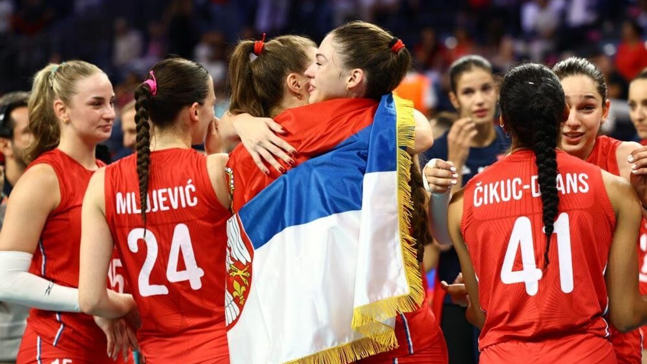 CEV Avrupa Şampiyonası'nda bronz madalya Sırbistan'ın
