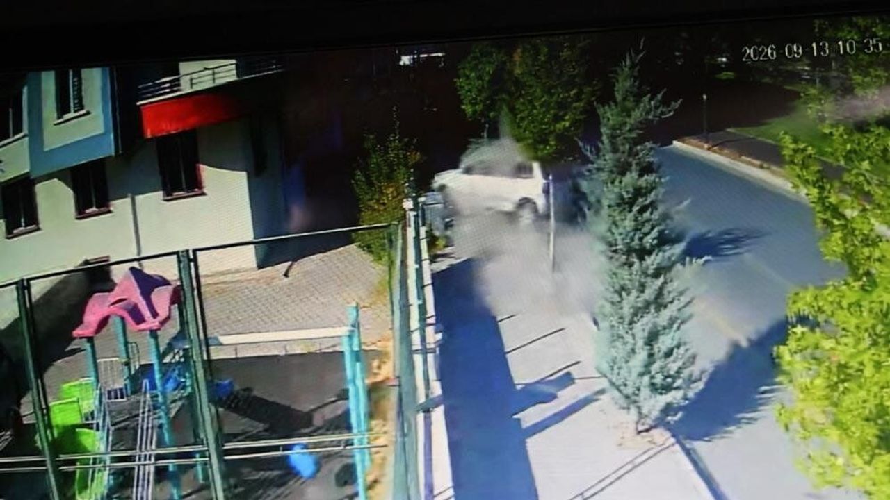 Otomobil apartmanın bahçesine uçtu: 1 kişi yaralandı