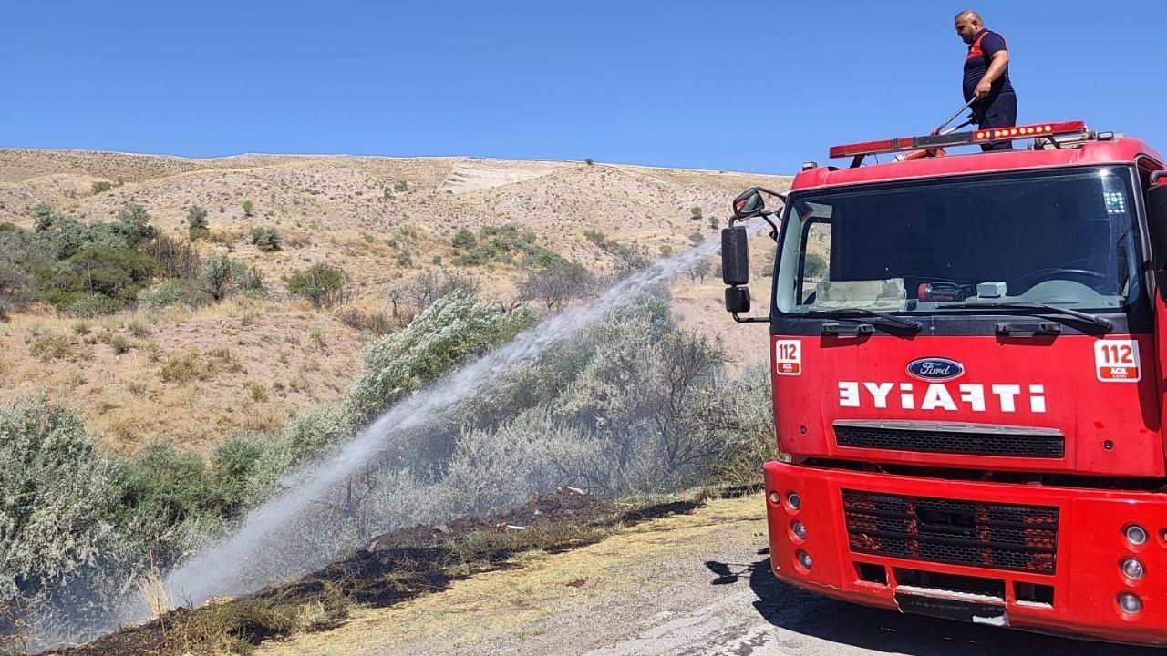 Yozgat’ta ot yangını büyümeden söndürüldü