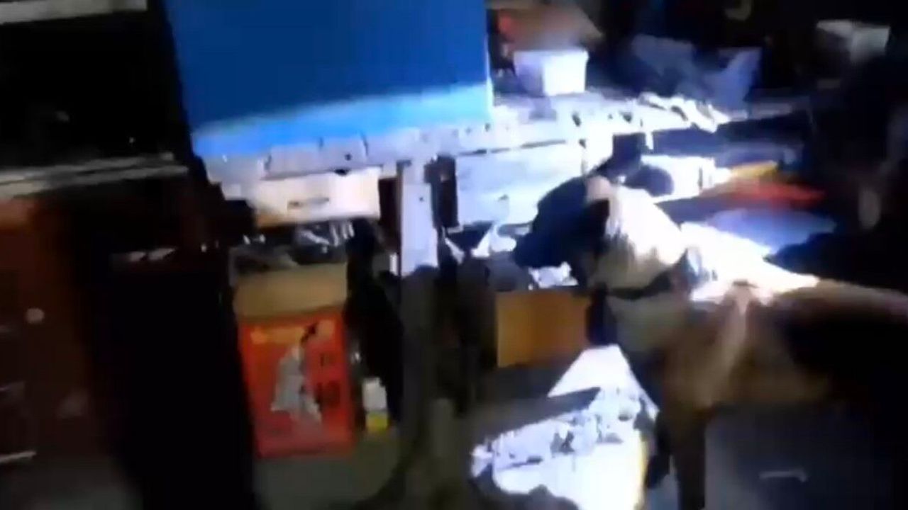 11 adrese eş zamanlı silah operasyonu: 11 kişi gözaltına alındı