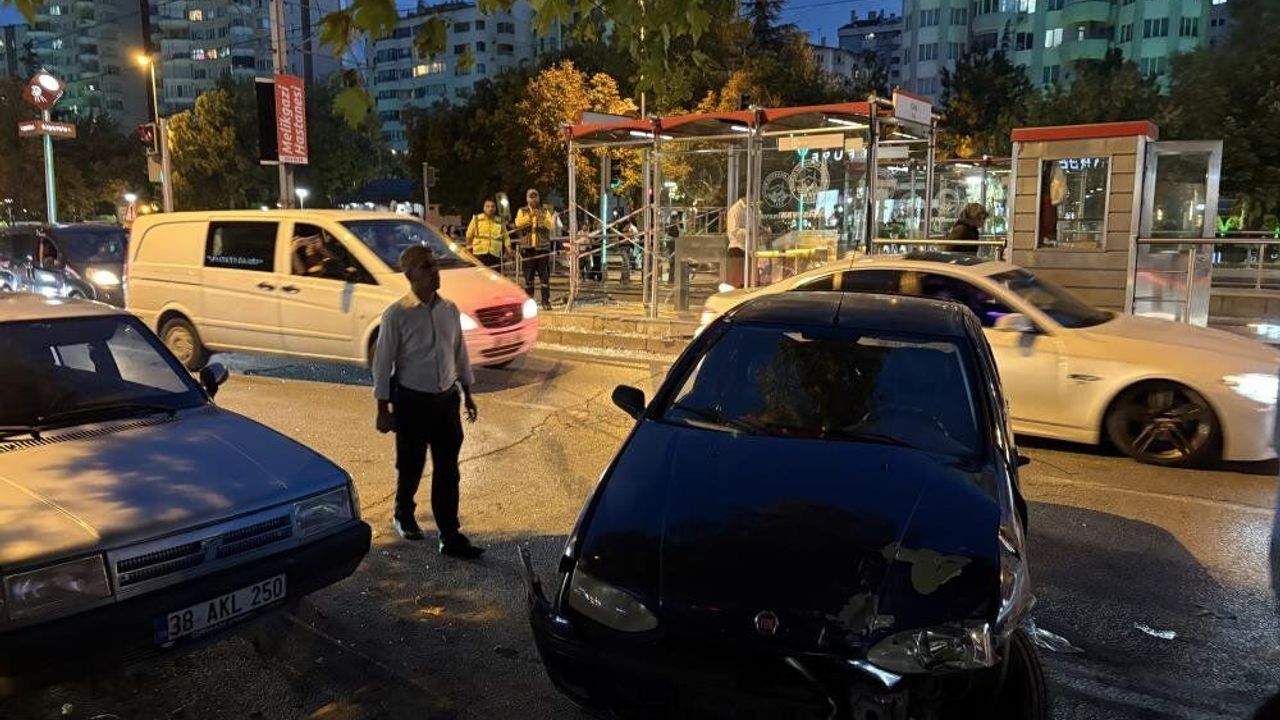 Otomobil kazasında 1 kişi yaralandı