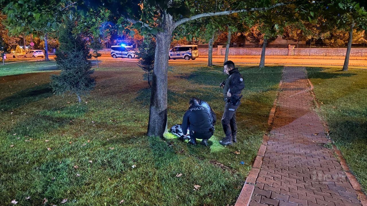 Bıçaklı kavga ihbarında şüpheliler eşyalarını bırakıp kaçtı