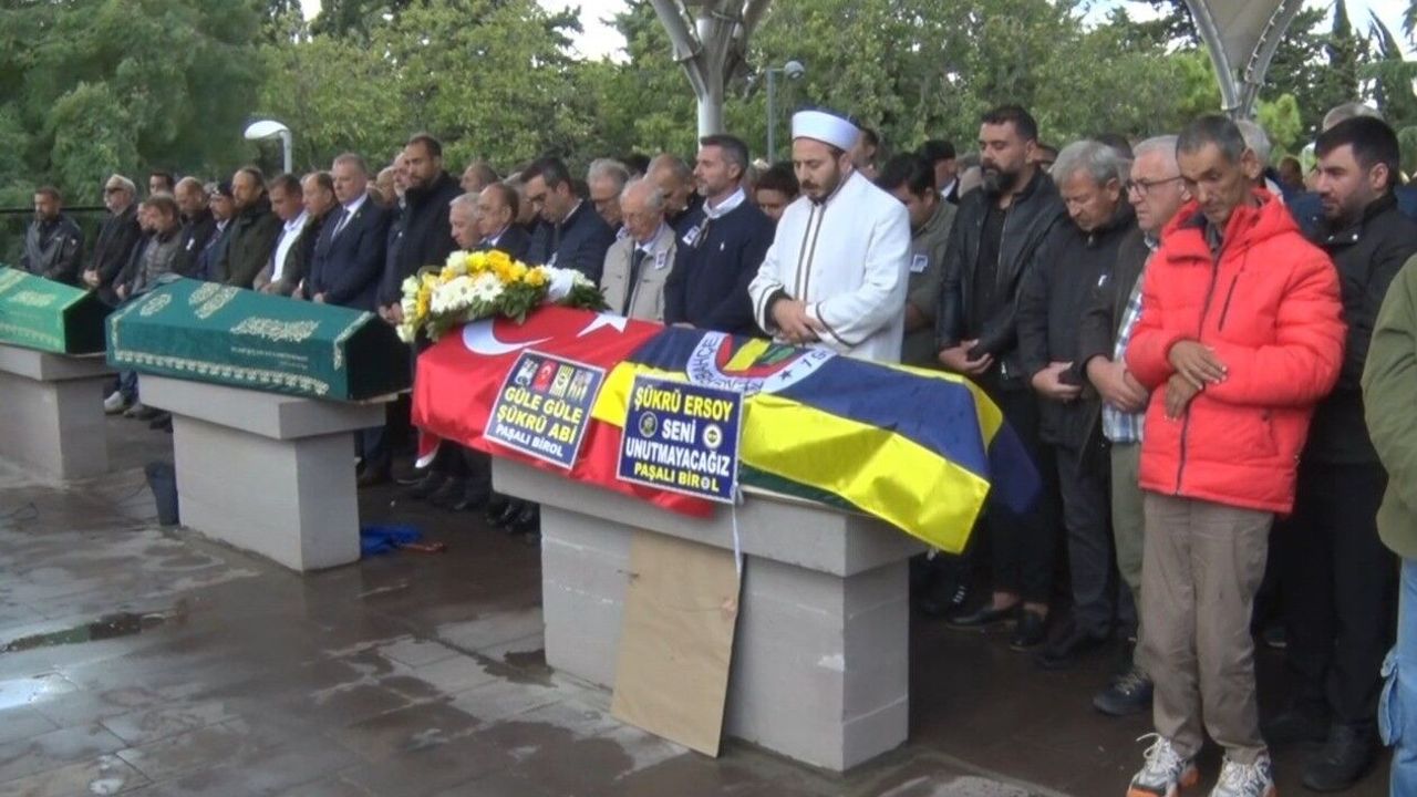 Fenerbahçe’nin efsanesi Şükrü Ersoy son yolculuğuna uğurlandı
