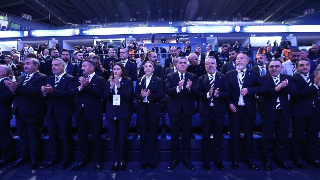 Beşiktaş'ta olağanüstü seçimli genel kurul başladı