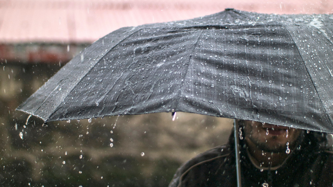 Hava bir anda değişiyor: Meteoroloji’den sağanak ve sis uyarısı