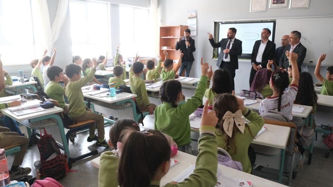 Yozgat'ta sınıf başkanı seçim vaadini tuttu