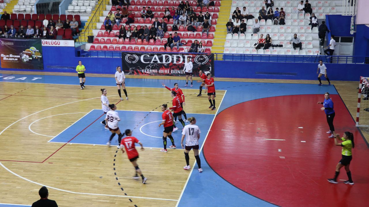 Yozgat'ın kızları fırtına gibi esti! Rakibini 43-23 mağlup etti