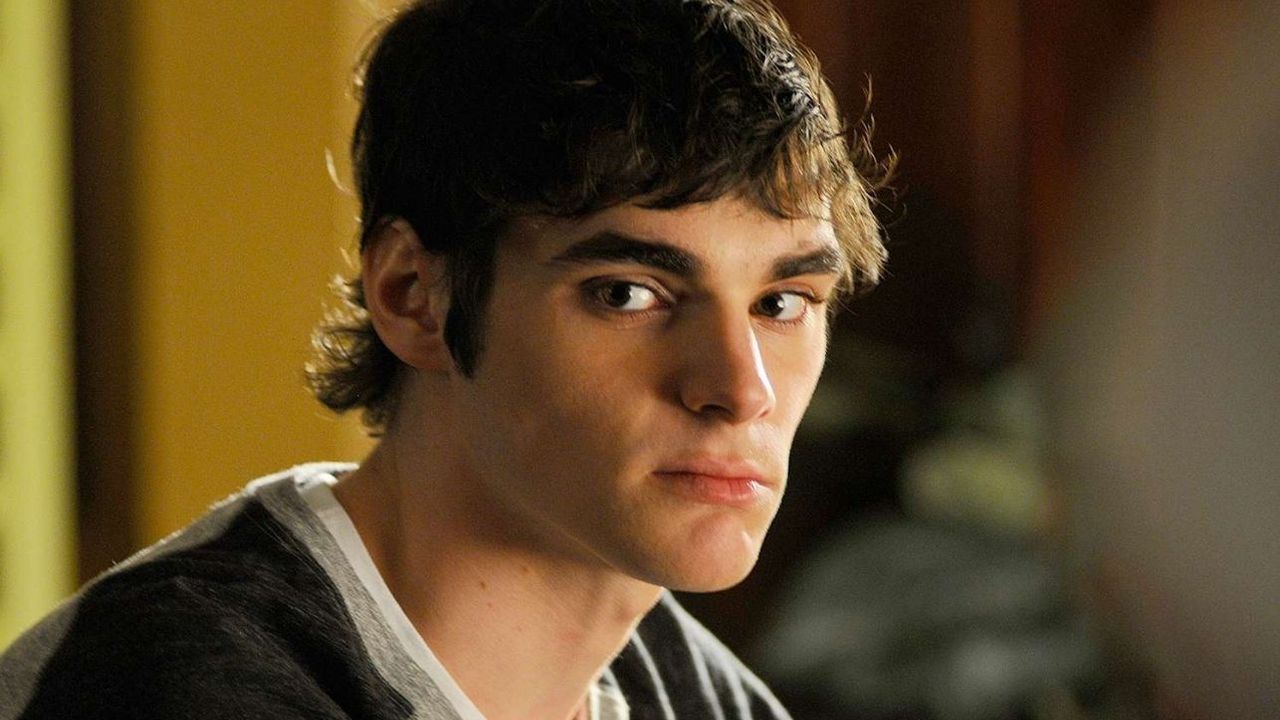 RJ Mitte kimdir? Nereli ve kaç yaşında? İntiyar mı etti? Öldü mü? Yaşıyor mu?