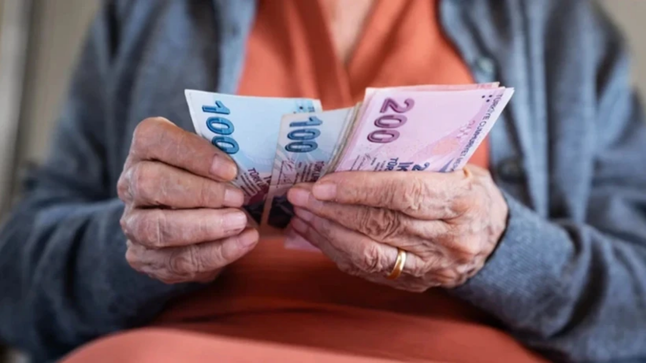 Emekliler dikkat: K, Ş ve S kodları maaşınızı kesebilir!